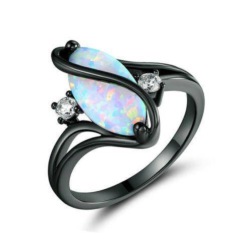 Luxurious Opal Ring with exquisite opal centerpiece and elegant design